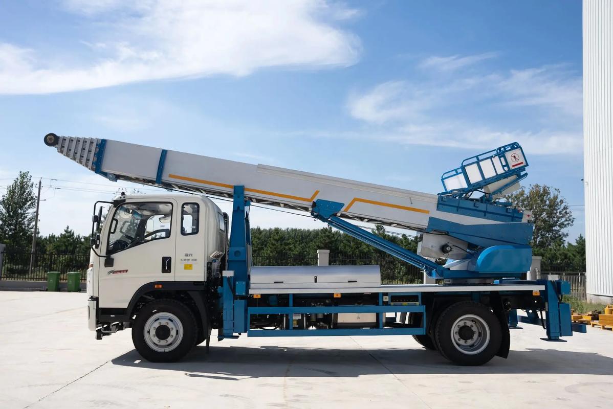 中沙云梯上料车租赁费用