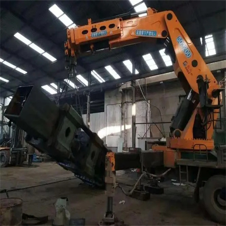 中沙130吨折臂吊车出租吊机租赁附近电话