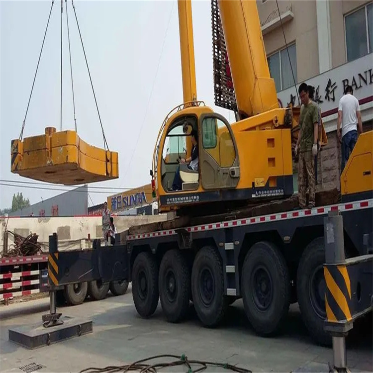 中沙当地吊车出租|机器吊装|75吨|工厂搬迁服务